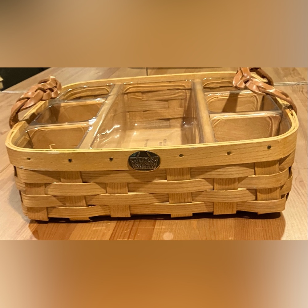 Rare Vintage Peterboro Divided  Basket with Clear inner liner.  Great condition